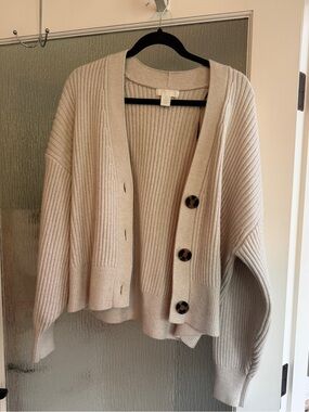 H&M Women’s Cream Ribbed Button-Front Cardigan Sweater